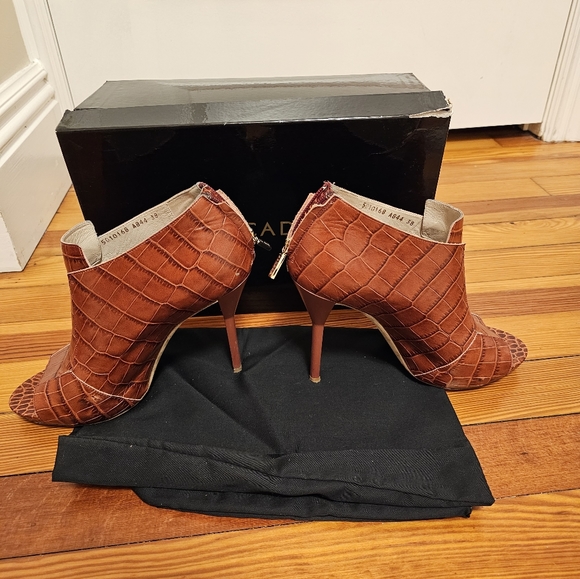 Escada Open Toe Bootie Size 38 - Picture 2 of 8